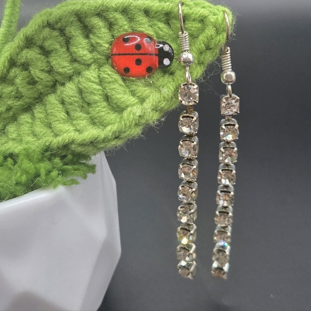 Vintage Sparkling Rhinestone Dangle Earrings in Silver - Picture 2 of 3